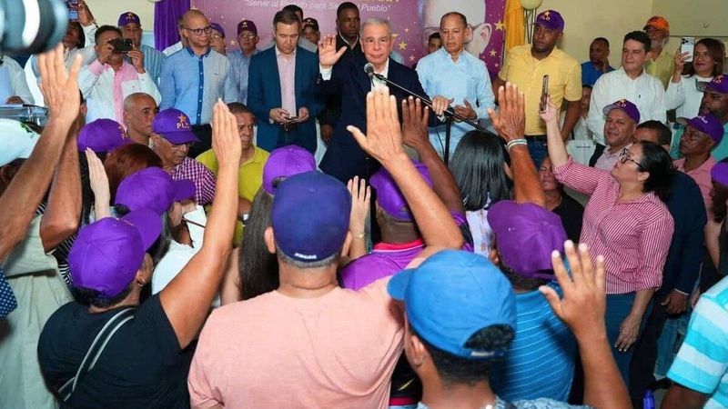 Danilo Medina: No existe forma de que se detenga el triunfo del PLD - Diario Libre