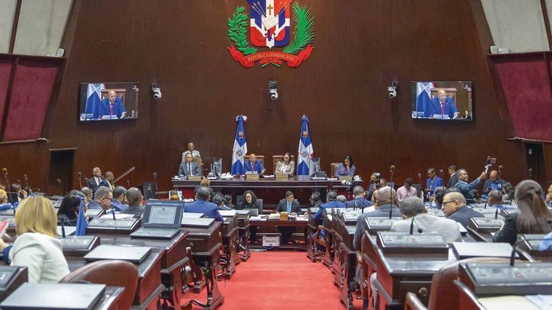 Diputados corrigen disposiciones sobre libertad de expresión en Código Penal - Diario Libre